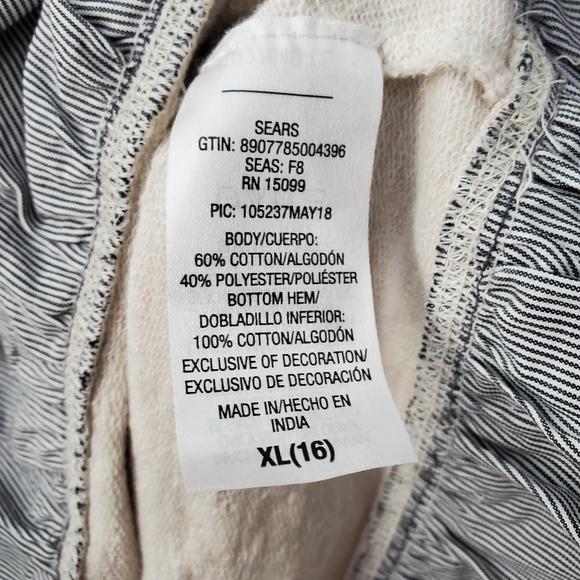 Roebuck and Co Heritage Supply Company Cream Sweater with ruffle and elbow bows - Picture 5 of 5